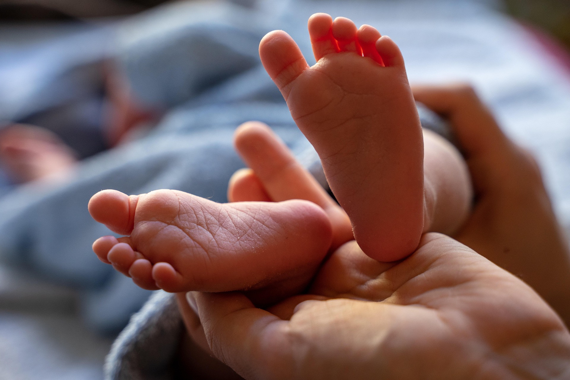 Neonatal Care Leave: Proposal for Enhanced Pay